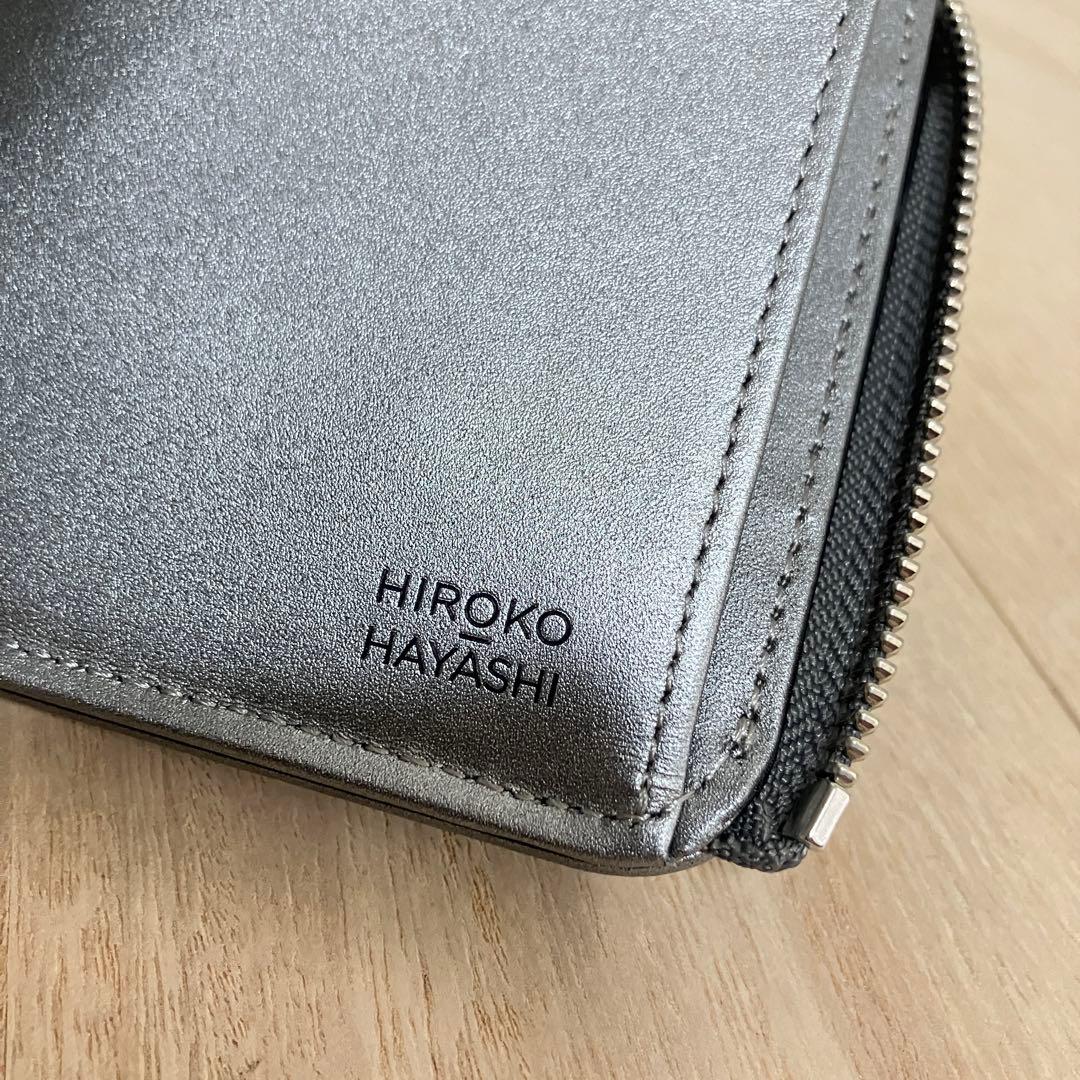 新品未使用✨ヒロコハヤシ✨カテーナ✨ファスナー式✨二つ折り財布✨シルバー