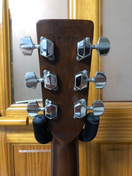 モーリスアコースティックギター