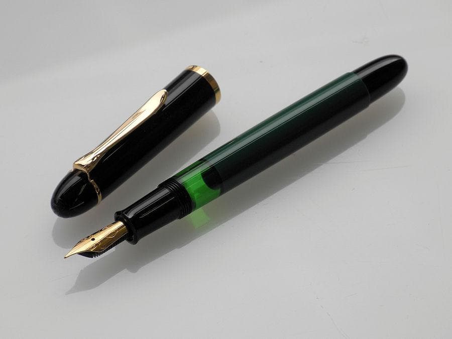 【Amami 新品文具】 Pelikan M120 グリーンブラック万年筆