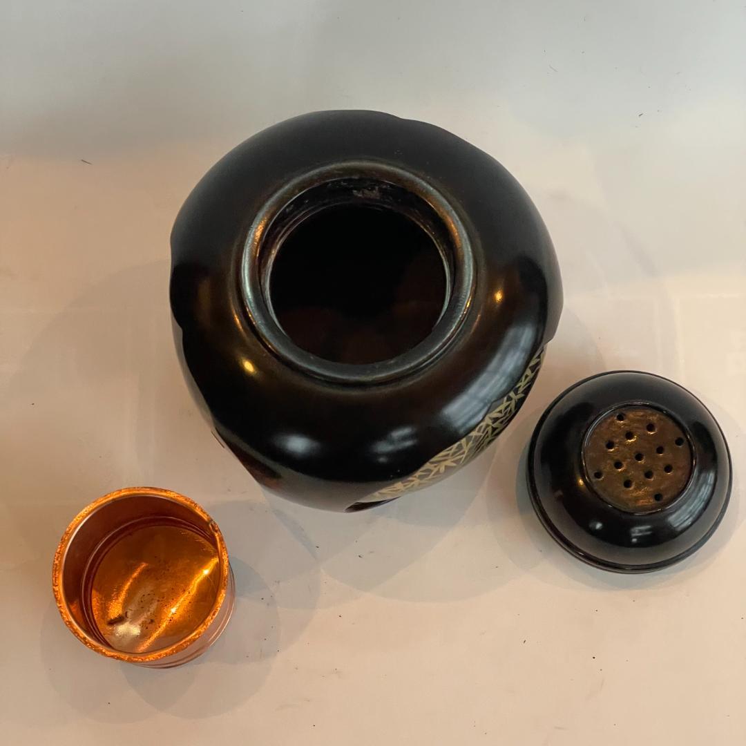 輪島塗 香炉 紫檀 蒔絵 越山 三つ足 山水 阿古陀 漆 金箔 螺鈿細工 骨董