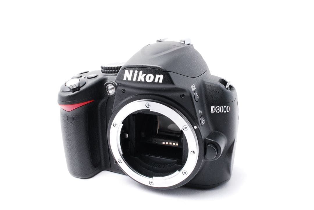 軽量・コンパクト❤️Nikon D3000 ❤️デジタル一眼レフカメラ初心者でも安心