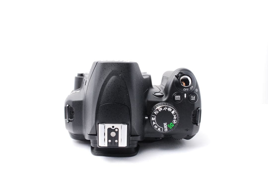 軽量・コンパクト❤️Nikon D3000 ❤️デジタル一眼レフカメラ初心者でも安心