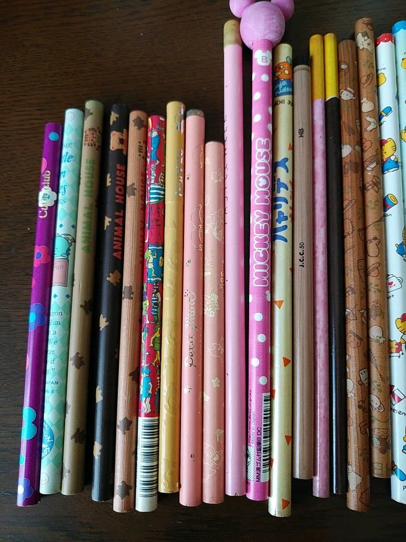 えんぴつ　鉛筆　昭和　レトロ　懐かしい　文房具
