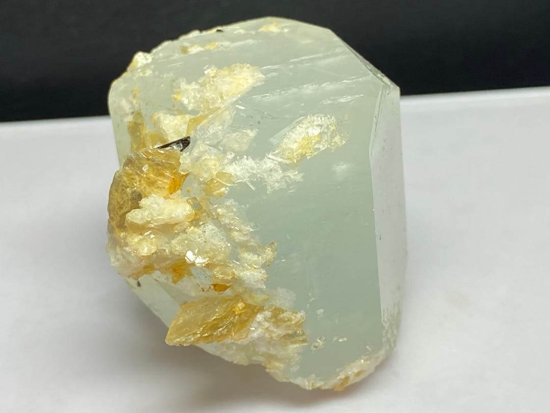 アクアマリン　赤雲母　71g