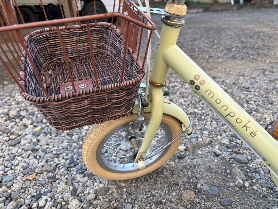 再出品monpokeモンポケ自転車　12インチ 色クリーム