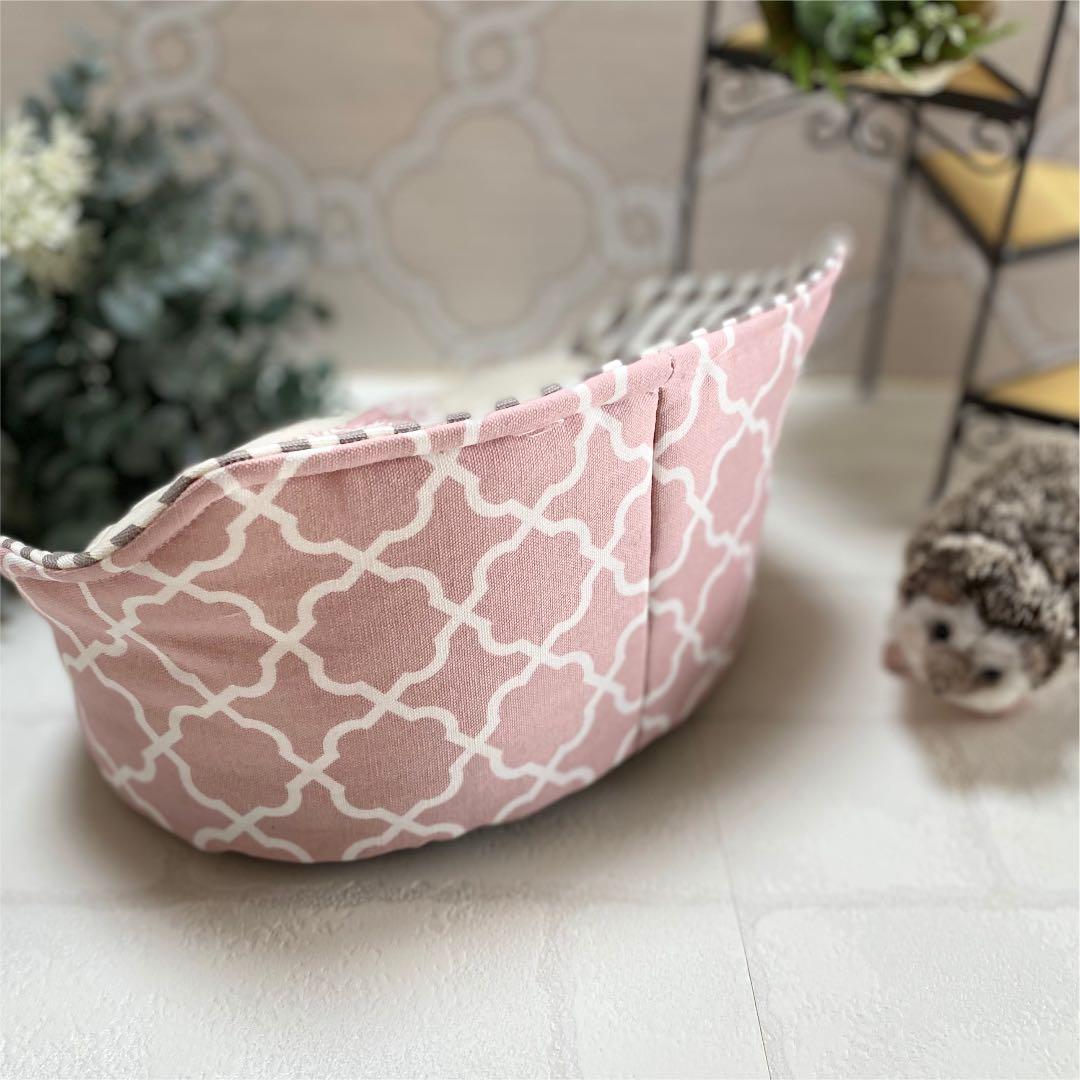 ハリネズミ寝袋　部屋んぽソファーF