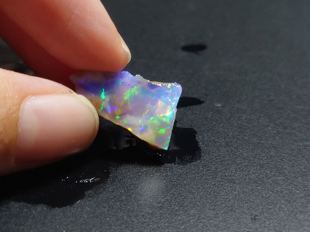 チョーク　エチオピアオパール　ウェロ産　鉱物標本　原石