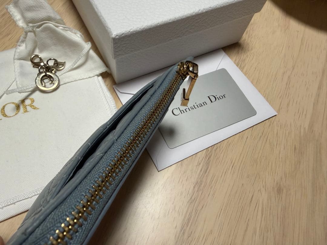 Dior カードジップホルダー