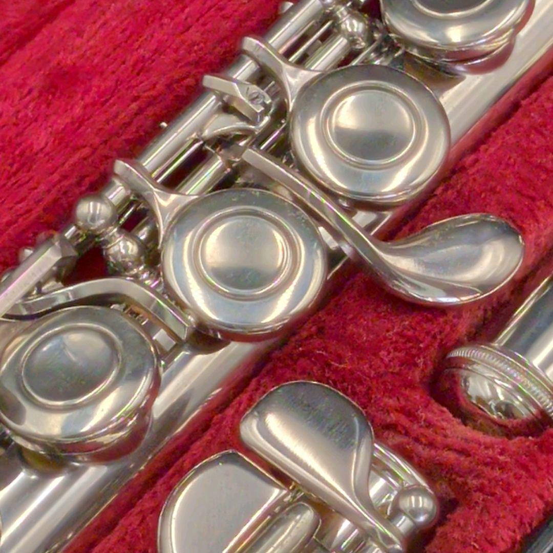 ニッカン 調整済　YFL-211 　フルート 本体 ケース付き