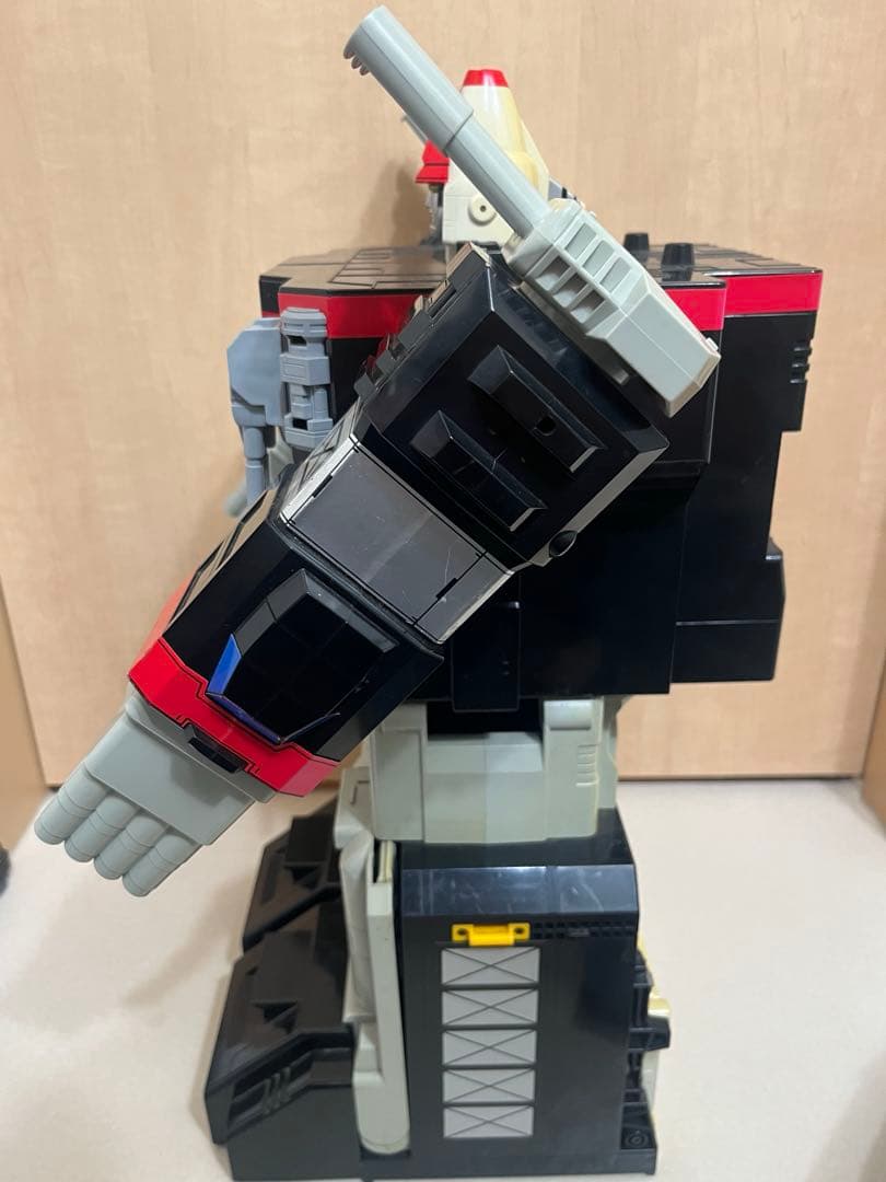 地球戦隊ファイブマン　DX大型基地　マックスマグマ