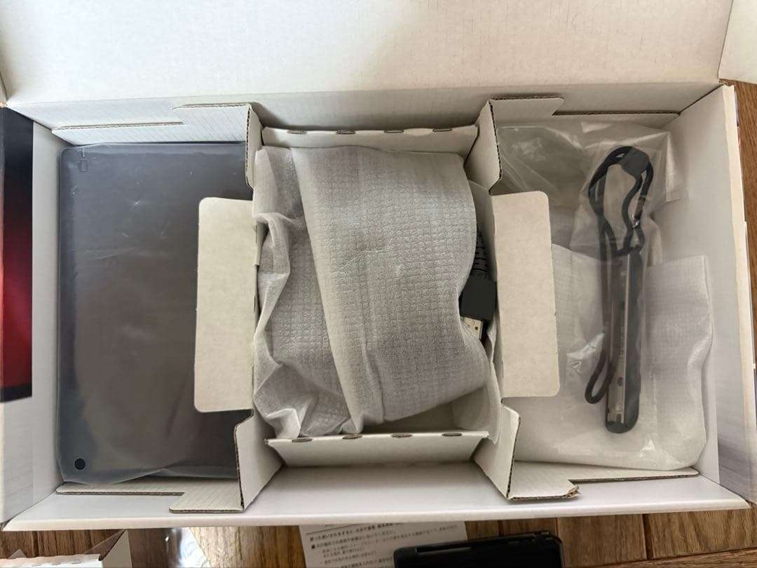 Nintendo Switch 本体 青/赤/緑/ピンク 充実付属品