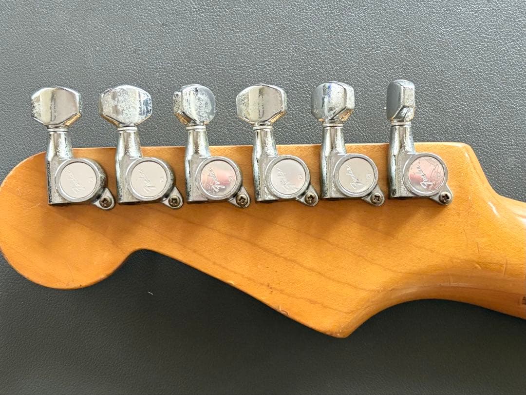 「Squier Eシリアル 80s フジゲン製 ラッカー再塗装 国産ストラト」