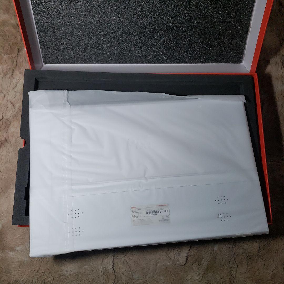 G195 Pixio ポータブルモニター　15.6インチ