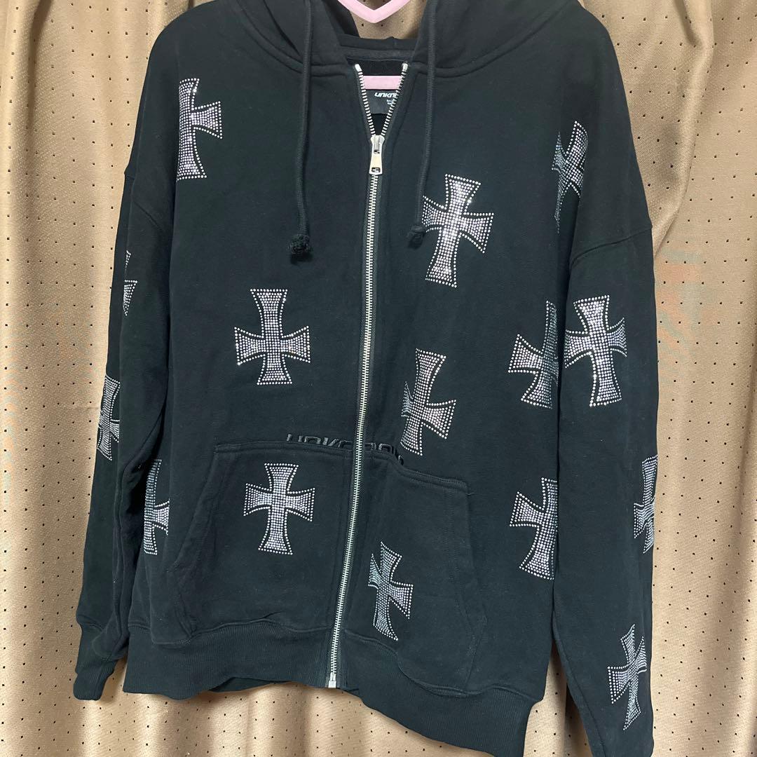 UNKNOWN LONDON パーカー 黒 十字架 クロス M ラインストーン