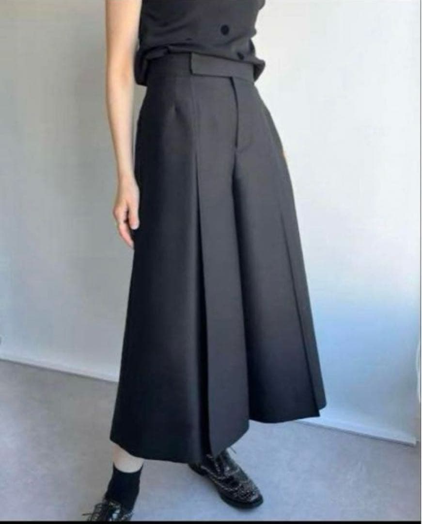 専用新品　タグなし　SHE Tokyo Gabriel ガブリエル キュロット