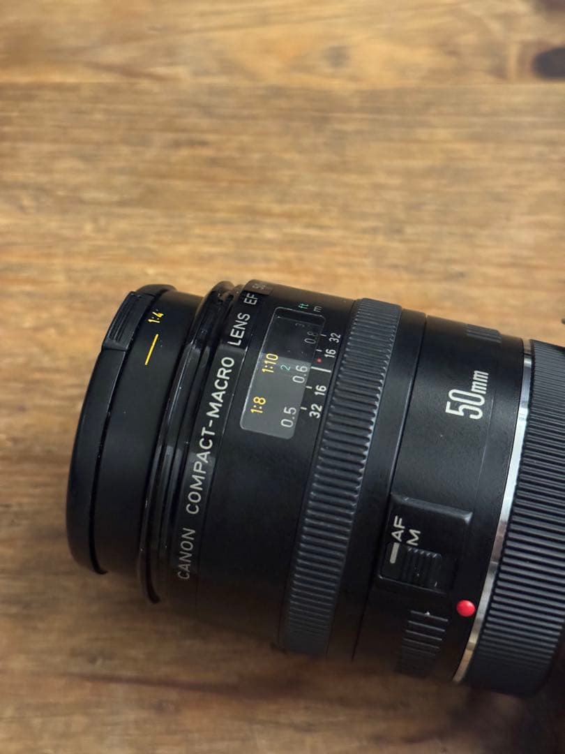 キヤノン EF 50 mm f / 2.5コンパクトマクロレンズ