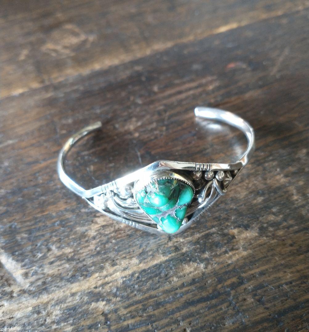 インディアンジュエリー　ターコイズシルバーバングル STERLING 刻印有