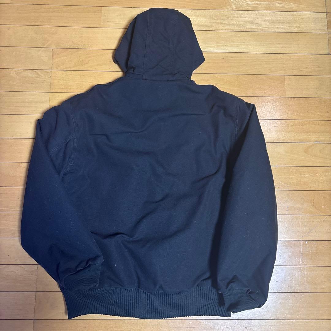Carhartt カーハート　黒いフード付きジップアップジャケット