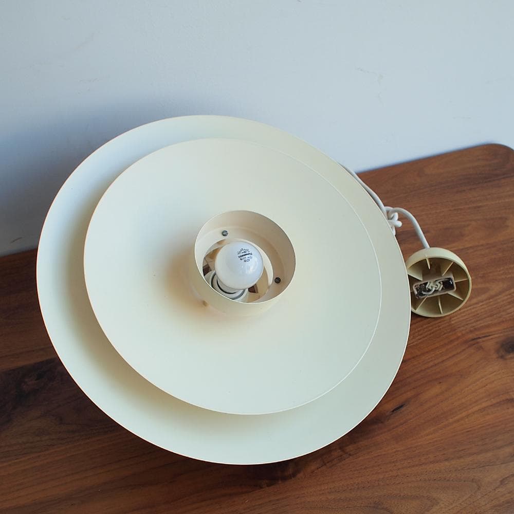 ヤマギワ取扱い デンマーク Horn ペンダントライト PV058W 照明 北欧