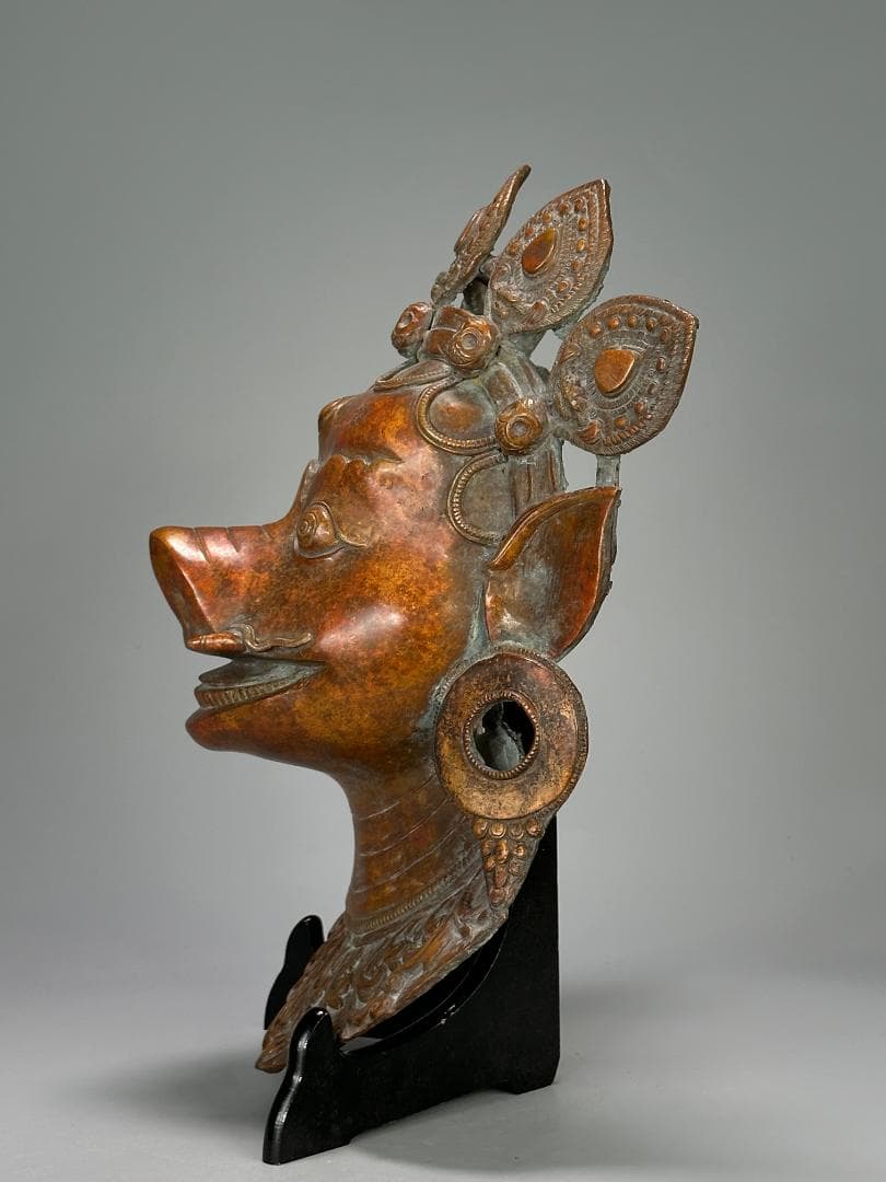 仏教美術　18世紀頃喜馬拉雅仏教　ヒマラヤ銅製面具　ヴァラーハ像　婆利迦古物保証