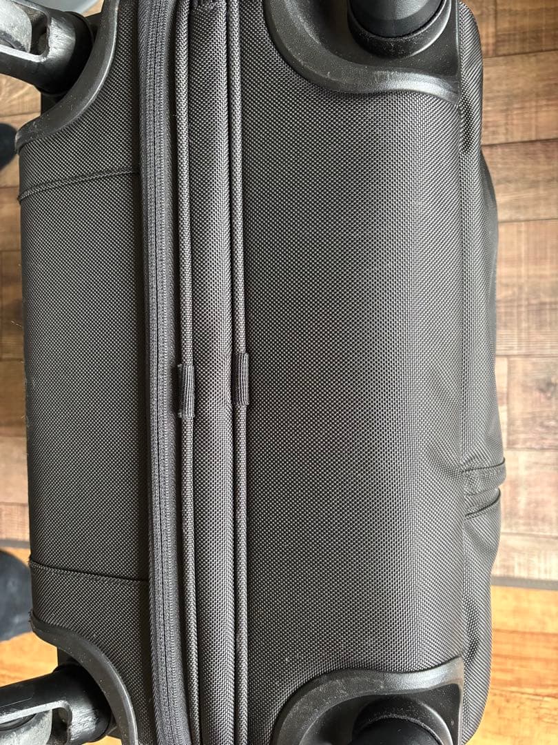 TUMI トゥミ ALPHA2 キャリーケース ブラック 4輪