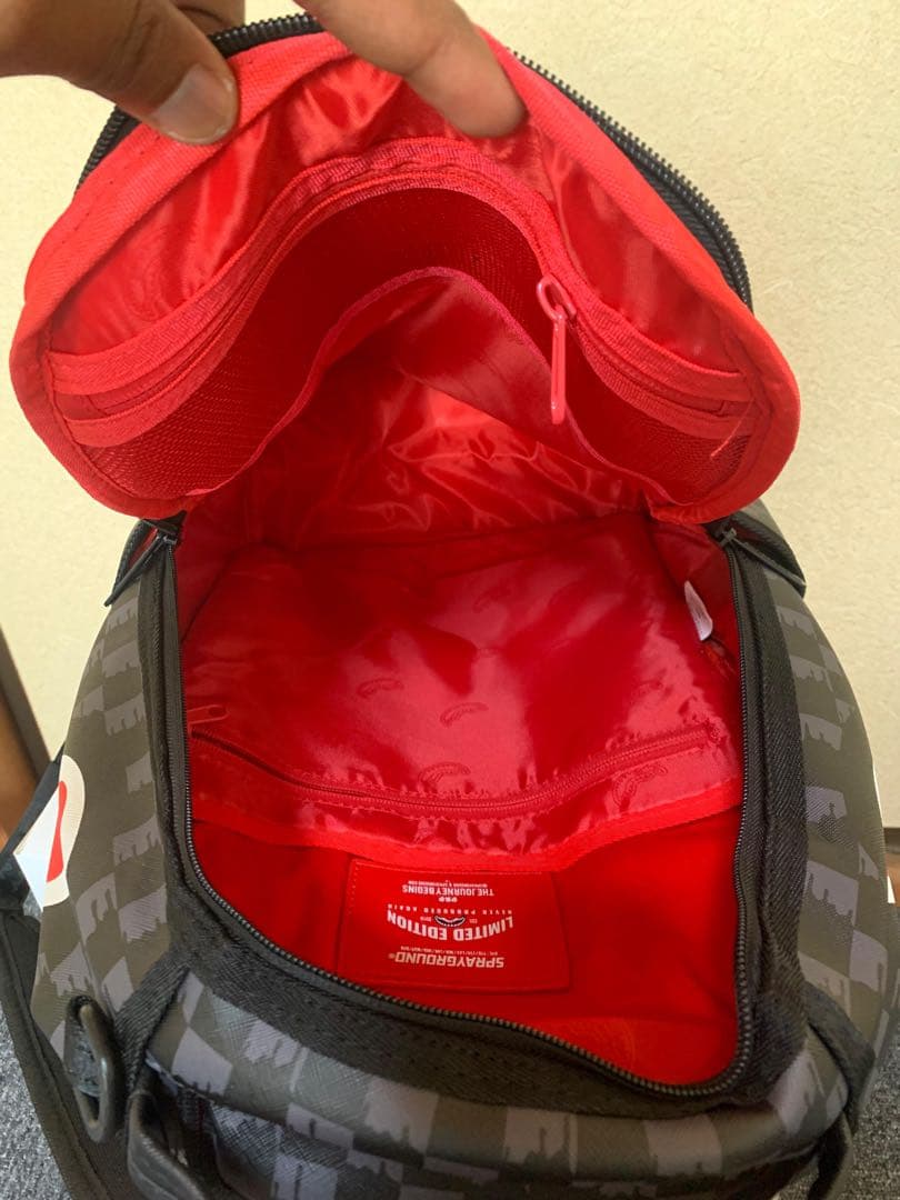 スケートボード sprayground