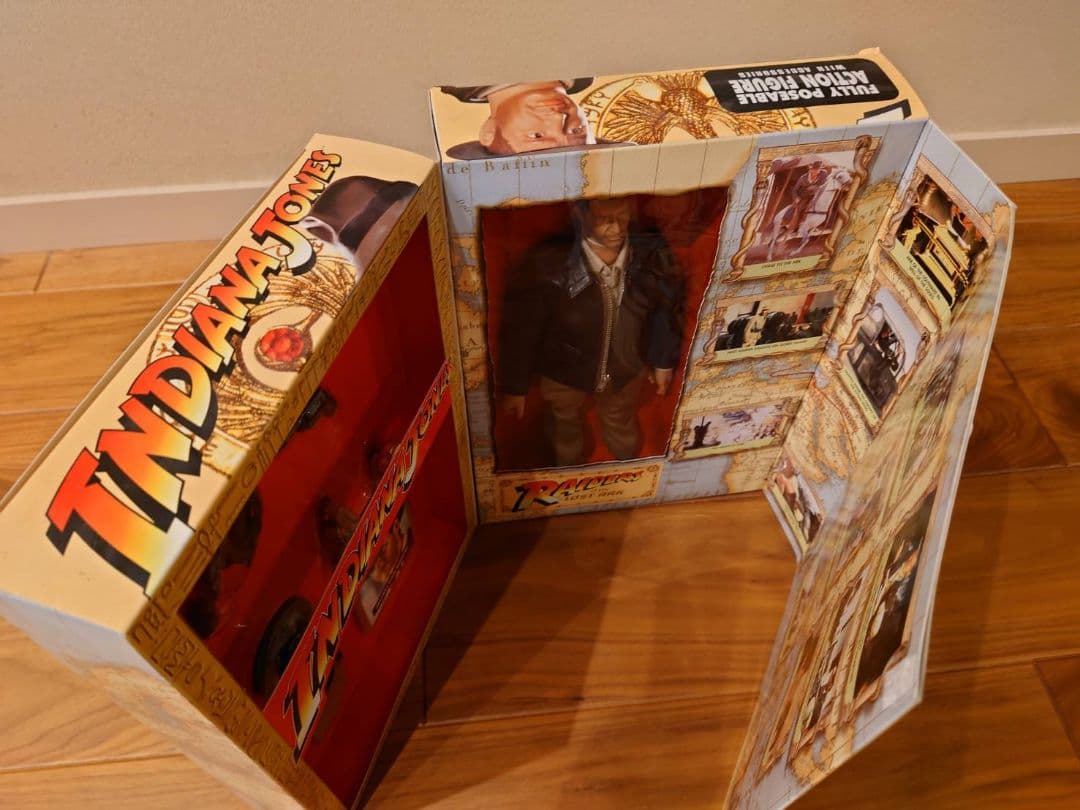 限定フィギュア　トイズマッコイ　インディジョーンズ