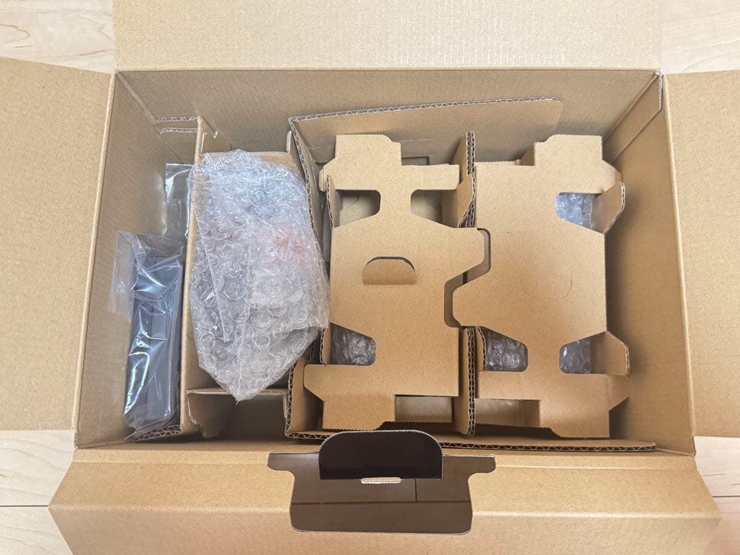 Canon キヤノン EOS R100 ミラーレスカメラ ダブルズームキット