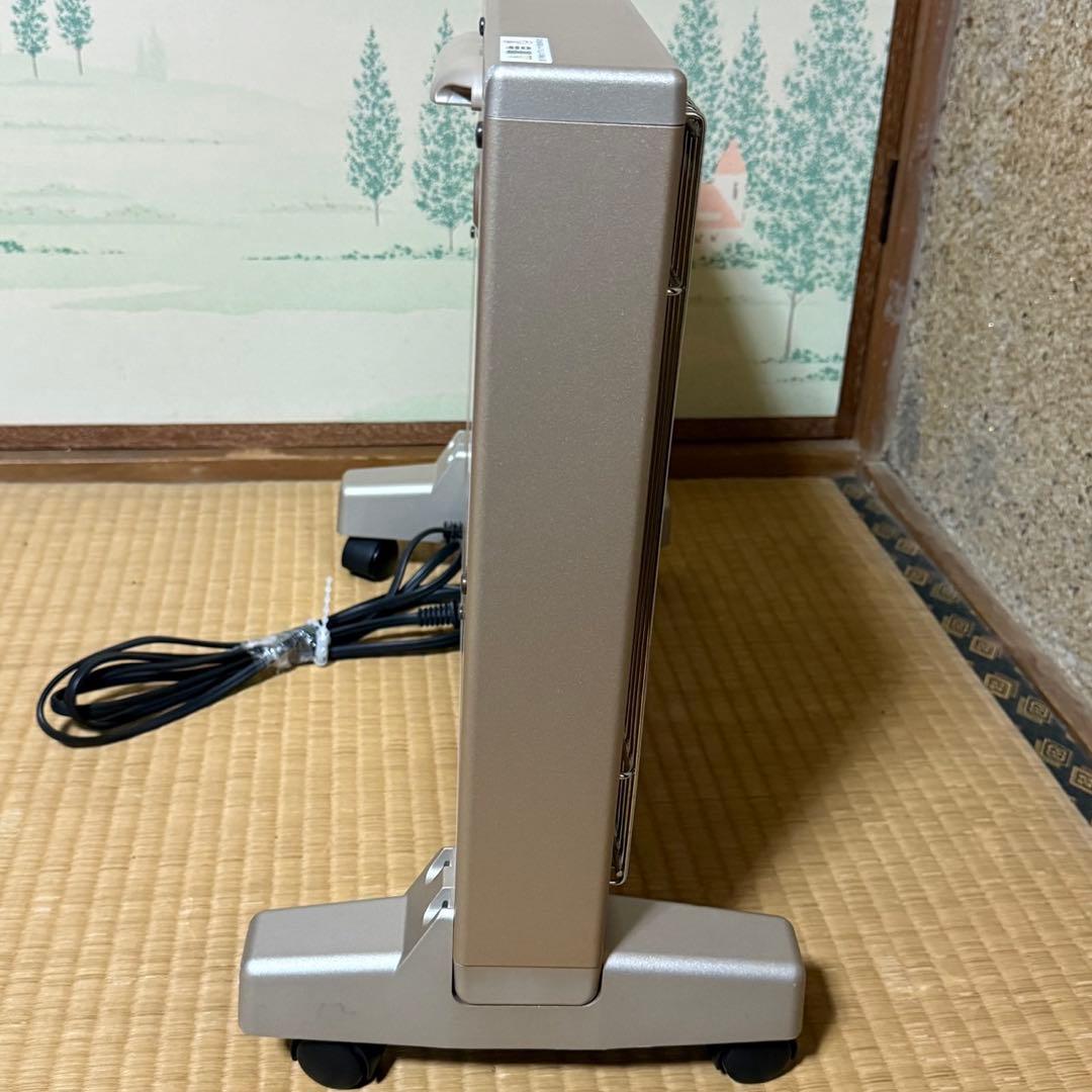 ほぼ未使用✨サンルミエ キュート 遠赤外線 暖房器 E800LS パネルヒーター