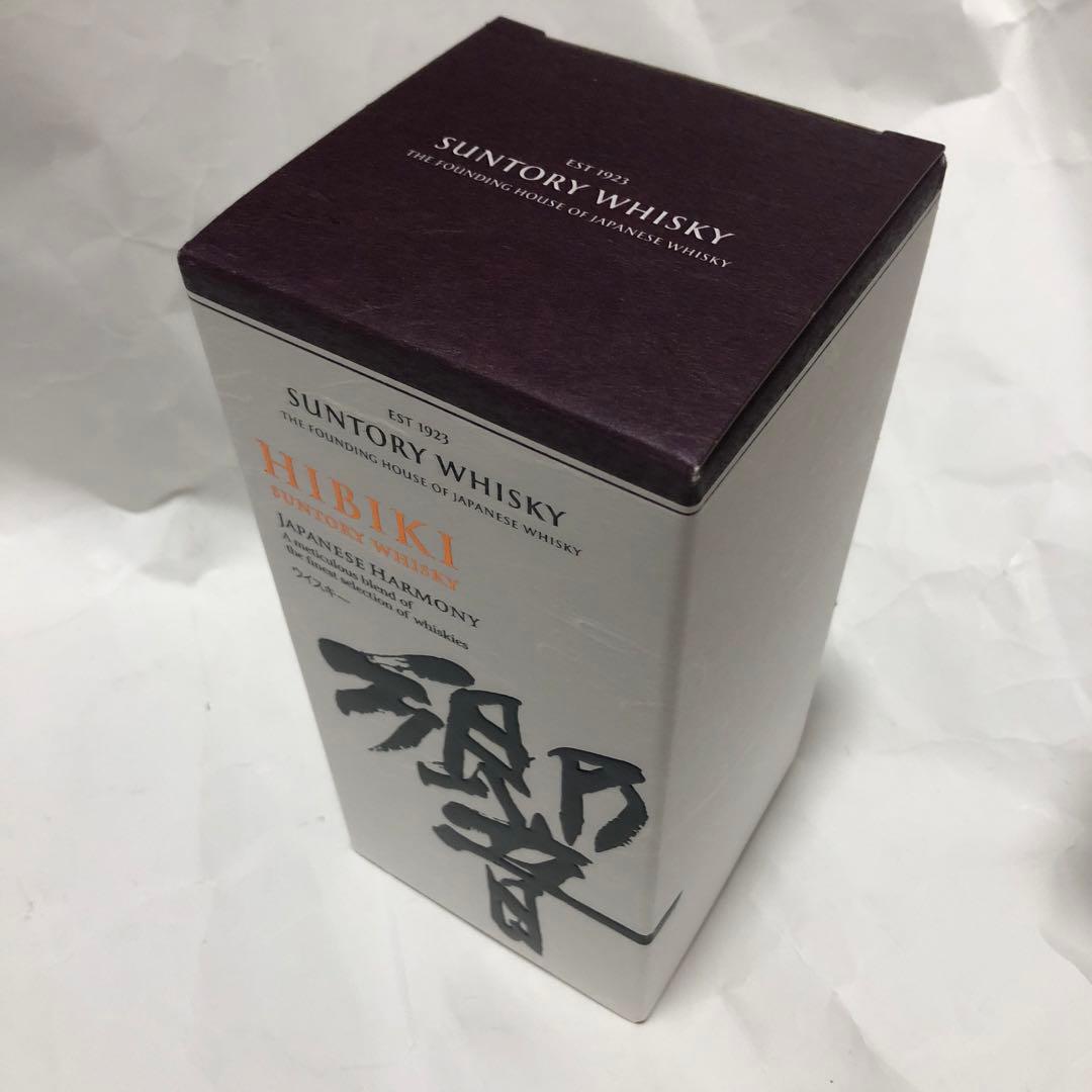 未開封 サントリー ウイスキー 響 700ml