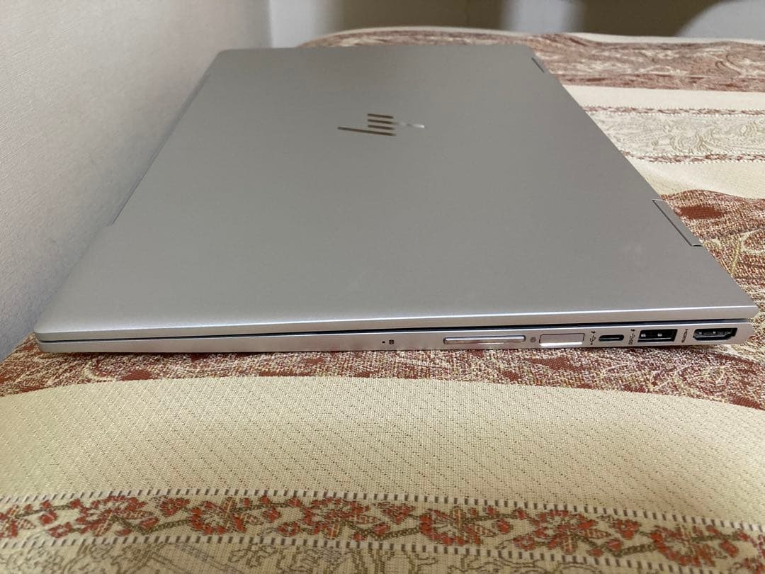 HP ENVYx360 15.6インチ i15-8265uCPU 　8GB