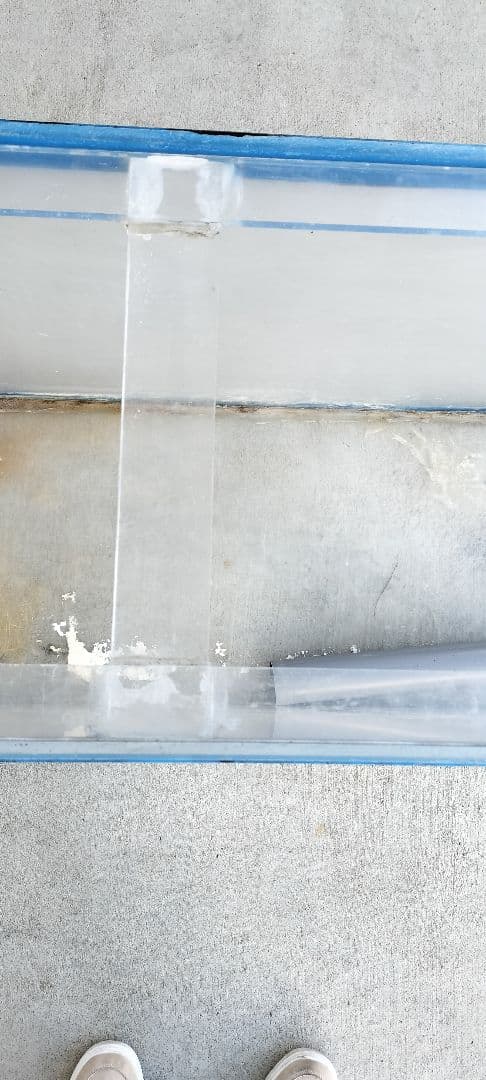 アクリル水槽 150x45x60cm 水漏れあり 津市まで取りに来てくれる人限定