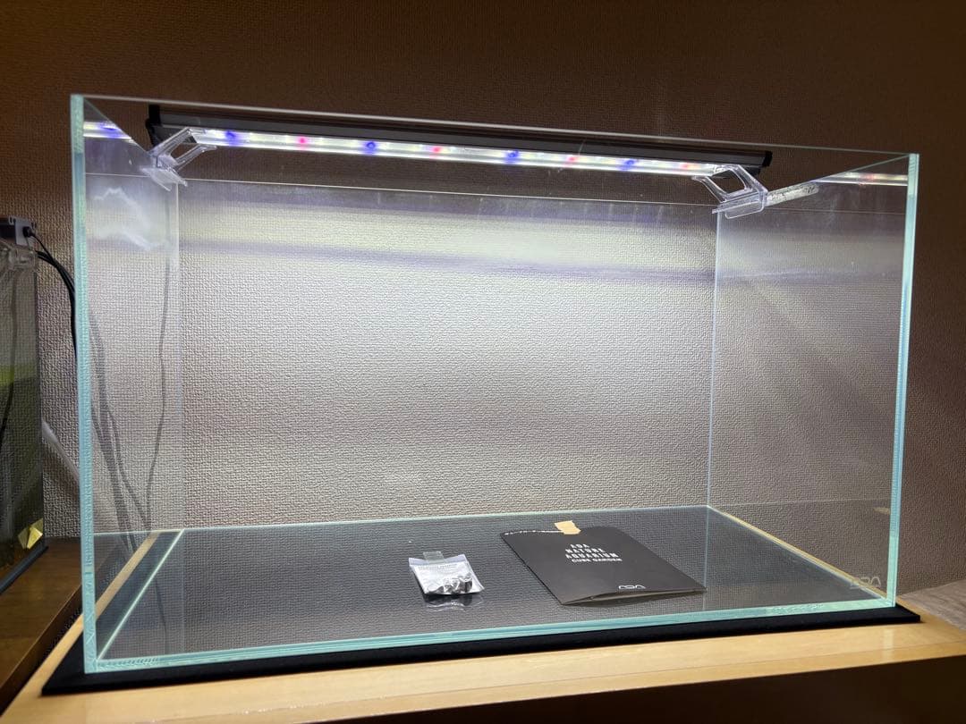 【東京都23区内お届け】 ADA キューブガーデン60センチ　LEDライト付