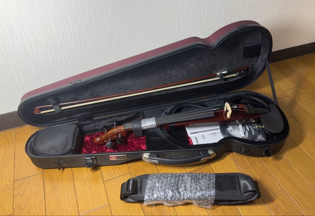 ヤマハ YAMAHA サイレントバイオリン YSV104BR ケース付き