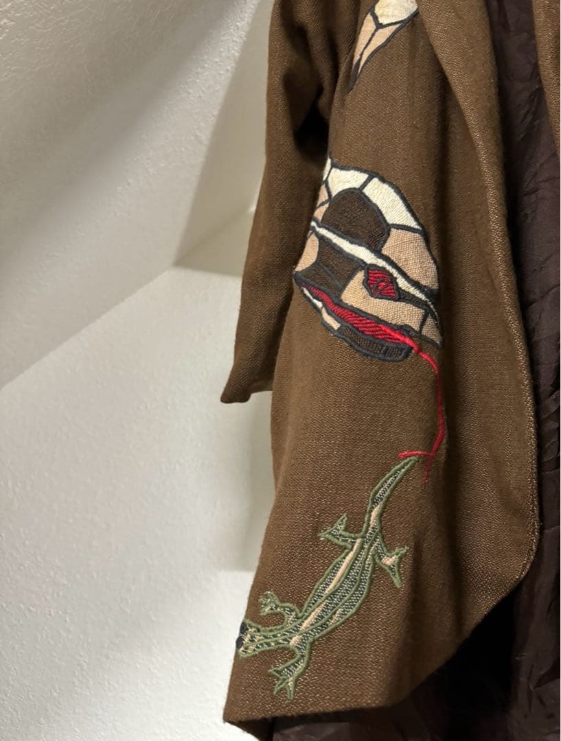 60s 70s アメリカ古着 ガウンコート ロングジャケット 刺繍 トカゲ 蛇