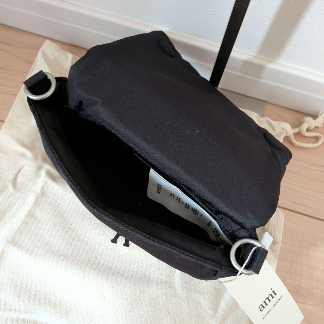 新品 ami paris アミパリス 黒 ショルダーバッグ クロスボディバッグ