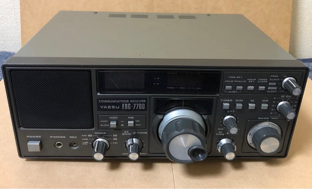 YAESU FRG-7700 受信機