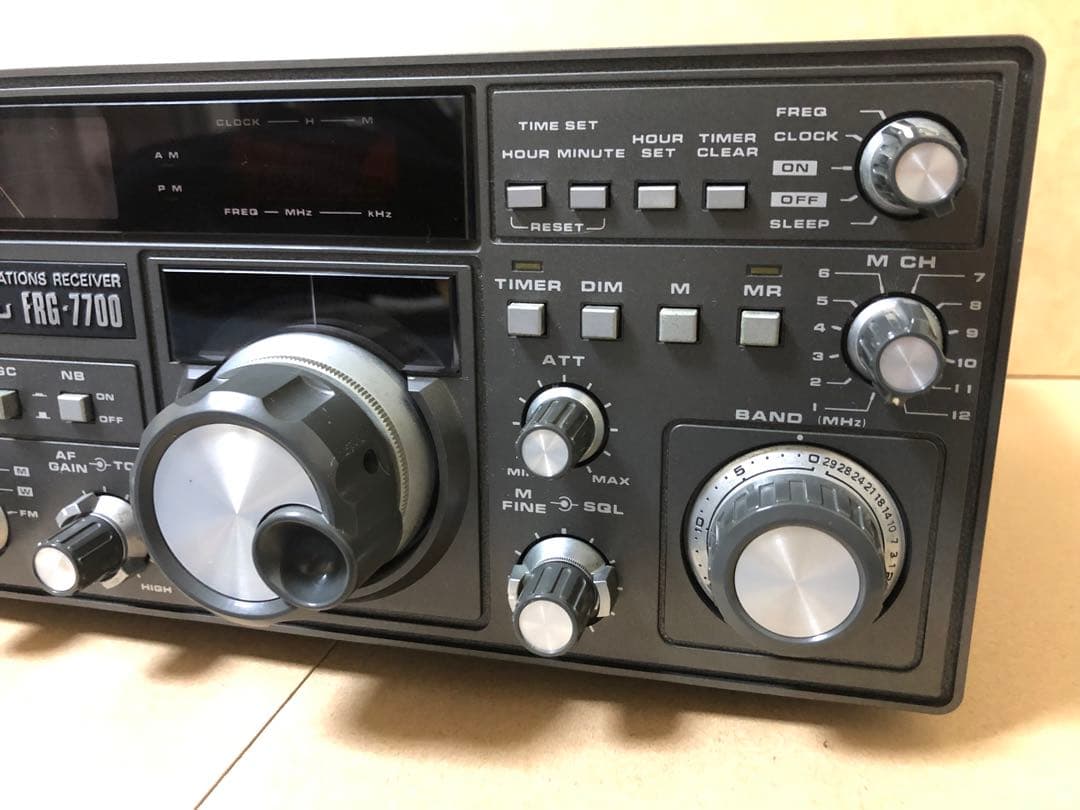 YAESU FRG-7700 受信機