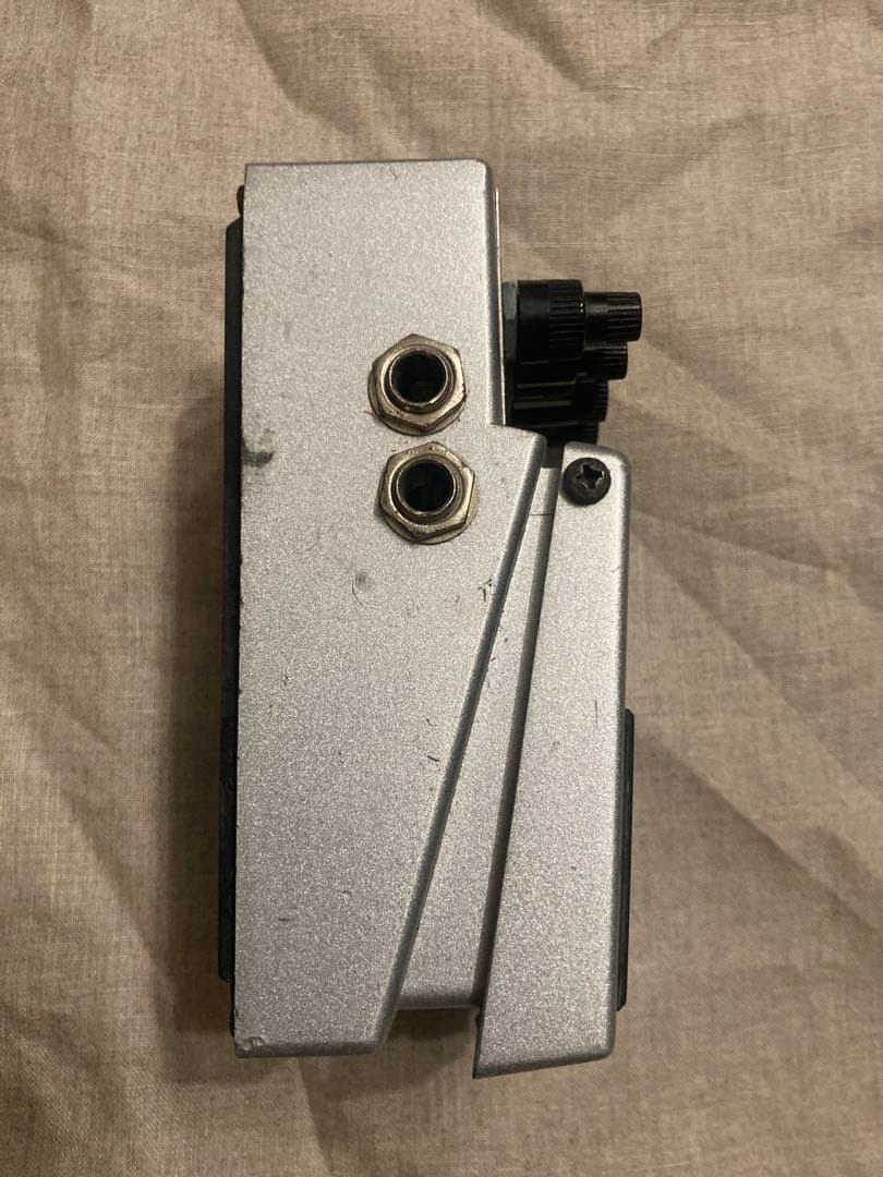 BOSS SYB-5 ベースシンセサイザー