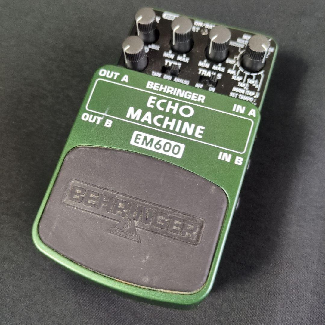 ギター BEHRINGER EM600 ECHO MACHINE