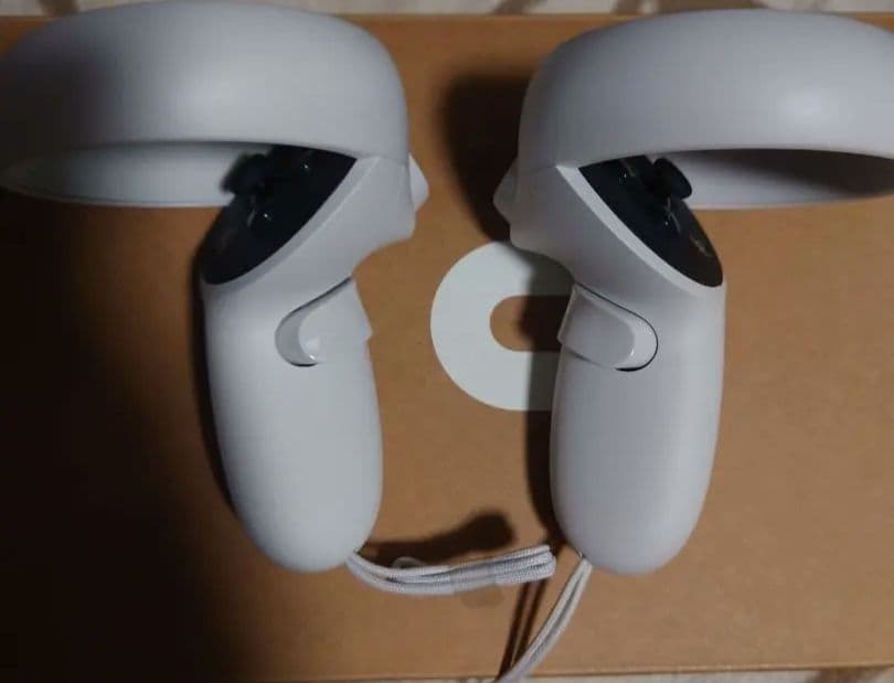  Quest 2 VRヘッドセット64GB