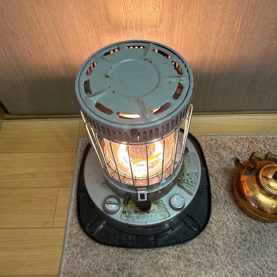 希少　トヨトミ レインボー メルヘン　ストーブ　石油ストーブ　グランピング