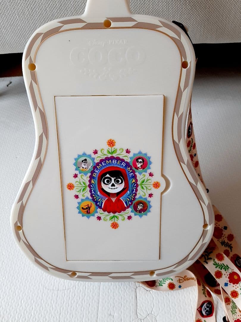 ディズニー　ピクサー　リメンバーミー　COCOギター　ポップコーンバケット