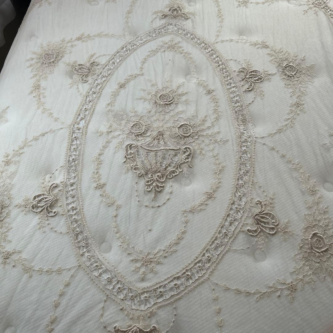 アンティークフランス　レースベットカバーセット