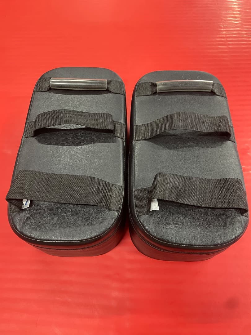 美品　ウイニング　キックミット