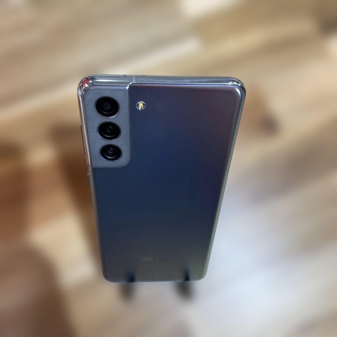 Z399 Au SIMロック解除済み　Galaxy S21+ 5G SCG10