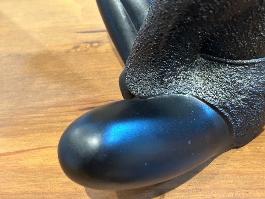 金工師 板保次作 銅製 「おすまし」 　ブロンズ像