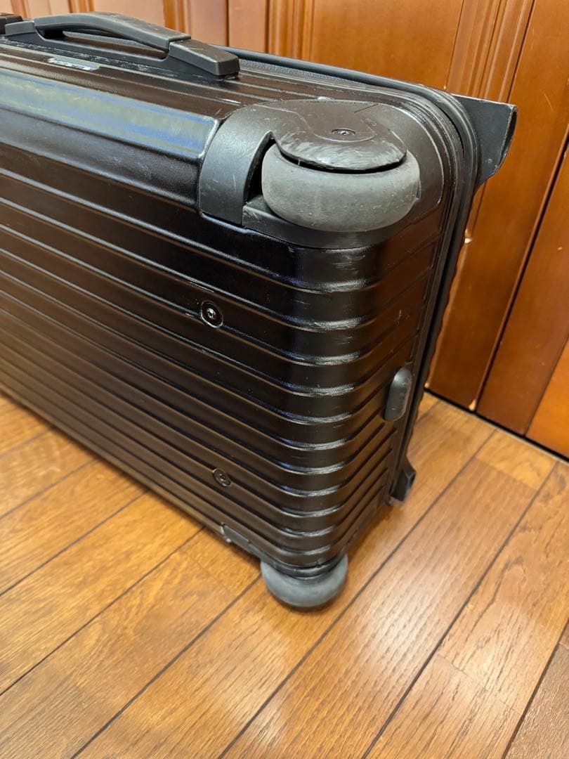 リモワ サルサ rimowa スーツケース