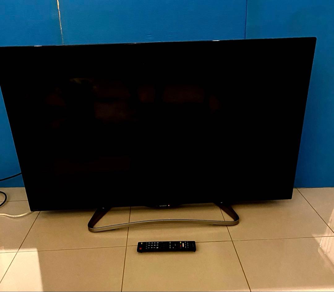 シャープ アクオス 50V型液晶テレビ フルハイビジョン 大画面