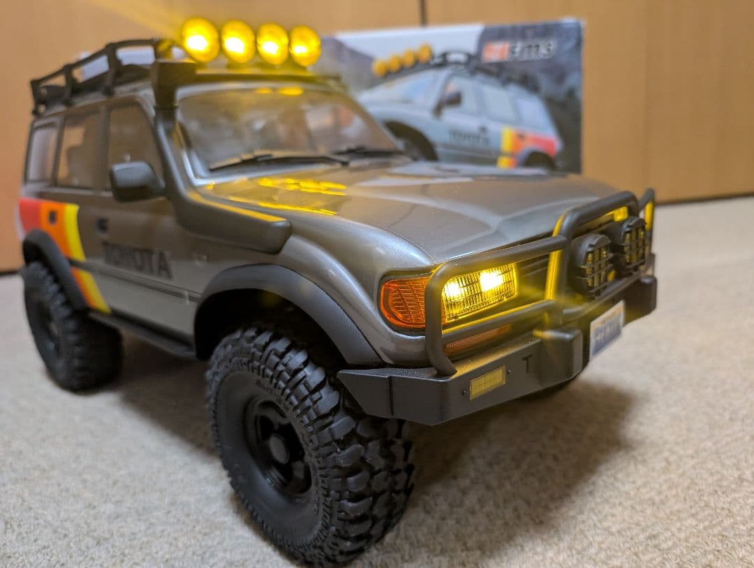ホビーラジコン FMS 1:10 FCX10 TOYOTA LC80 LAND CRUISER